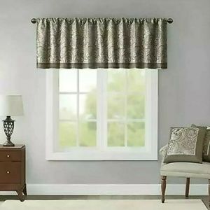 Madison Park Aubrey Rod Pocket Valance 50 W x 18 L